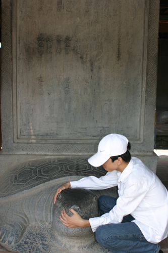 Van Mieu 007
